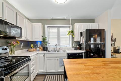 1772 Albany St, Schenectady, NY 12304 photo 11