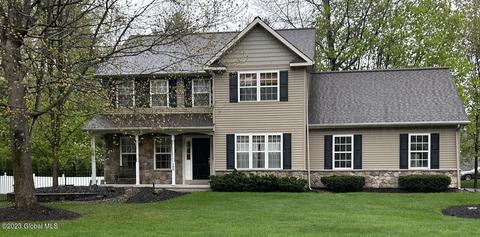 105 Cobble Hill Dr, Gansevoort, NY 12831