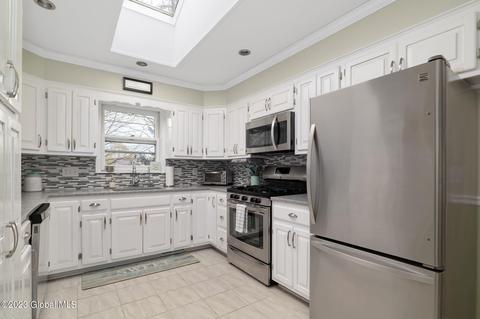 162 Pleasantview Dr, Cobleskill, NY 12043 photo 8