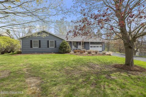 162 Pleasantview Dr, Cobleskill, NY 12043 photo 2