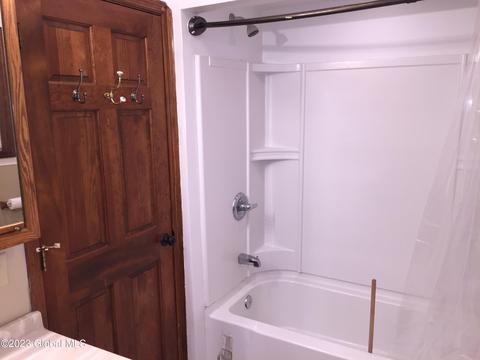 453 3rd St, Schenectady, NY 12306 photo 16
