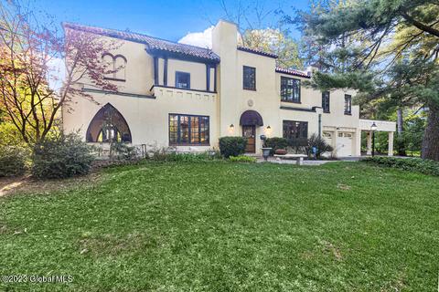 302 Loudon Rd, Loudonville, NY 12211