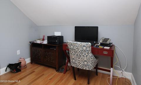 1146 Mcclellan St, Schenectady, NY 12309 photo 31