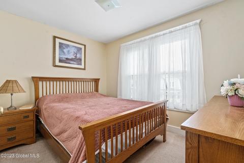 1064 Keyes Ave, Schenectady, NY 12309 photo 20