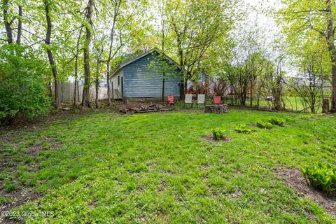 1064 Keyes Ave, Schenectady, NY 12309 photo 5