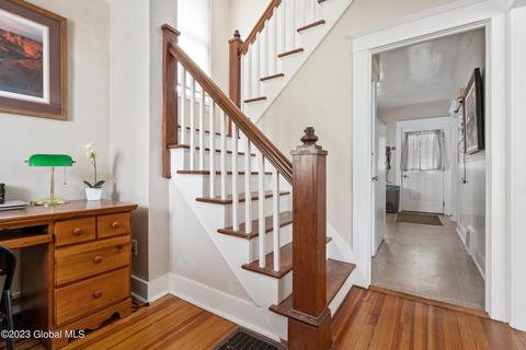 1064 Keyes Ave, Schenectady, NY 12309 photo 8