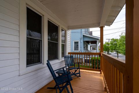 1064 Keyes Ave, Schenectady, NY 12309 photo 3