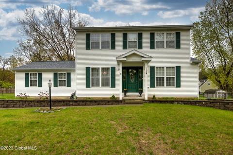 3 Nottingham Dr, Saratoga Springs, NY 12866 photo 1