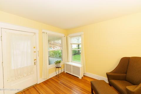 537 Harrison Ave, Schenectady, NY 12306 photo 5