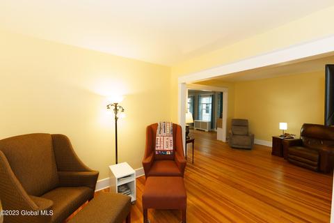 537 Harrison Ave, Schenectady, NY 12306 photo 6