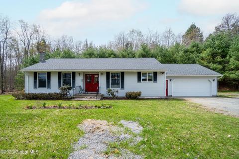 123 Fox Rd, Providence, NY 12850