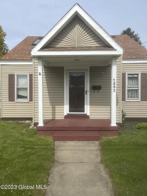 1543 Dewitt St, Schenectady, NY 12303 photo 3