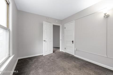 42 Willow Ave, Schenectady, NY 12304 photo 26
