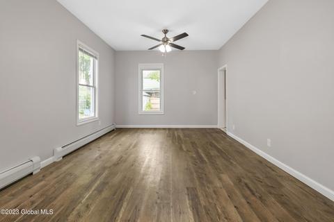 42 Willow Ave, Schenectady, NY 12304 photo 15