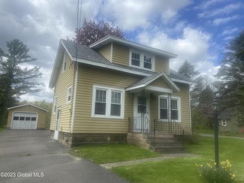 272 Font Grove Rd, Slingerlands, NY 12159