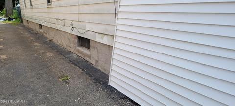 142 Mcclellan St, Schenectady, NY 12304 photo 5