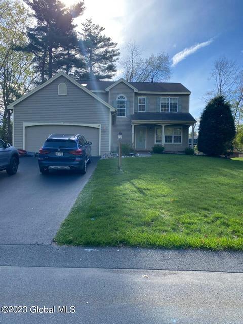 17 Commons Blvd, Halfmoon, NY 12065