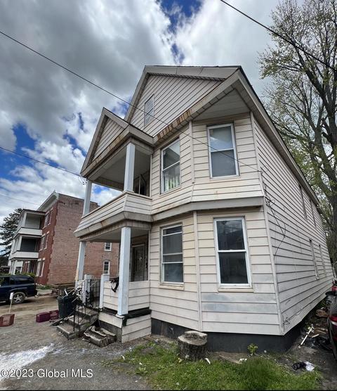 819 Bridge St, Schenectady, NY 12303