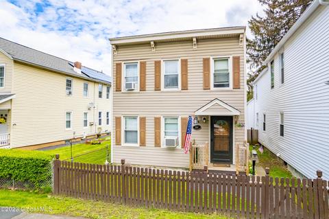 398 3rd Ave, Troy, NY 12182