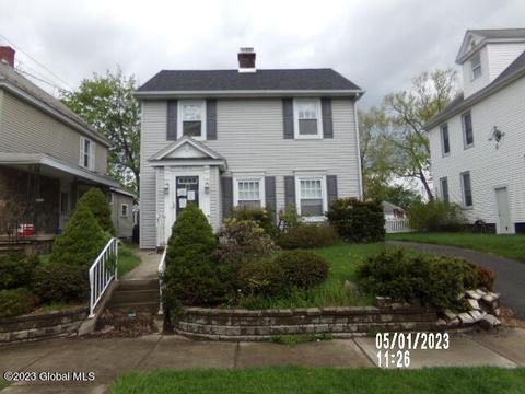 202 1st St, Scotia, NY 12302