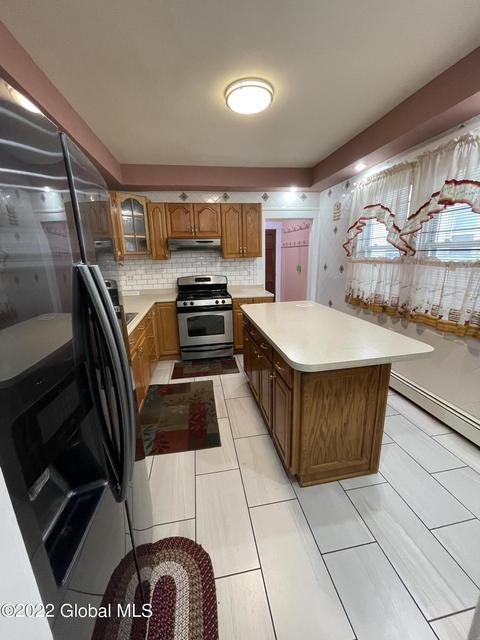 55 Elder St, Schenectady, NY 12304 photo 8