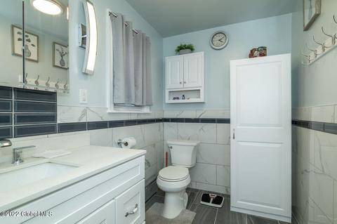 55 Elder St, Schenectady, NY 12304 photo 18