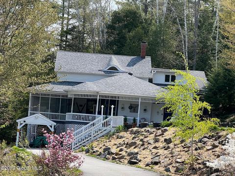 692 Nys Route 74, Paradox, NY 12858