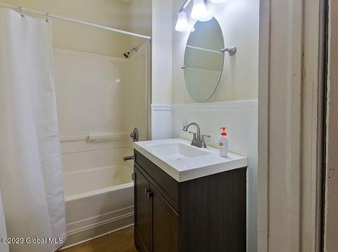 148 Front St, Schenectady, NY 12305 photo 11