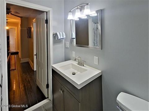 148 Front St, Schenectady, NY 12305 photo 20