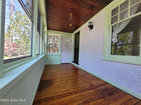 70 Starr Ave, Schenectady, NY 12304 photo 2