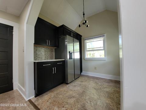 70 Starr Ave, Schenectady, NY 12304 photo 15