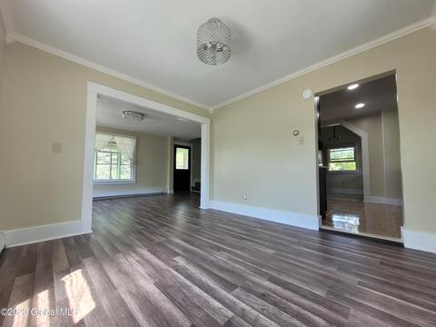 70 Starr Ave, Schenectady, NY 12304 photo 11