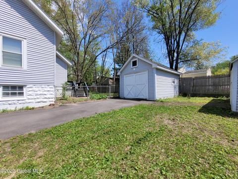 70 Starr Ave, Schenectady, NY 12304 photo 52