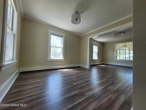 70 Starr Ave, Schenectady, NY 12304 photo 10