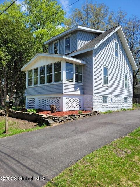 70 Starr Ave, Schenectady, NY 12304