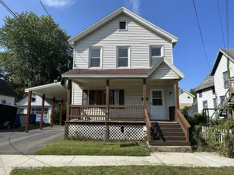 49 Temple St, Gloversville, NY 12078