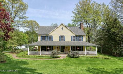 12 Haswell Greene Rd, Delmar, NY 12054