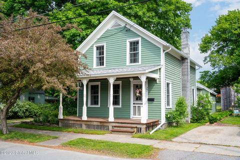 27 John St, Greenwich, NY 12834