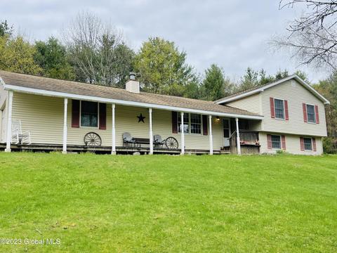 3 York Way, Granville, NY 12832