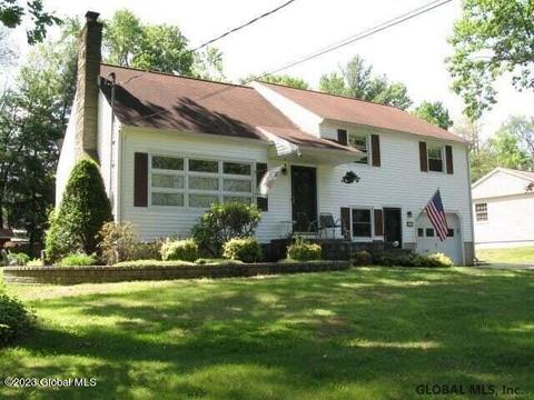 54 Woodside Dr, Burnt Hills, NY 12027