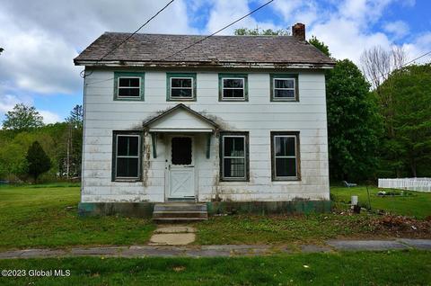 33 Thomas St, Salem, NY 12865