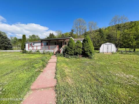 72 Todd Rd, Argyle, NY 12809 photo 2