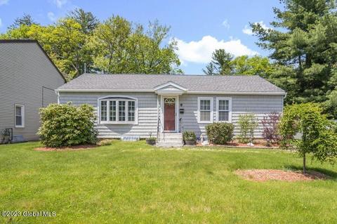 9 Fletcher Rd, Albany, NY 12203