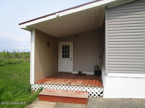 848 Brand Rd, Sprakers, NY 12166 photo 8