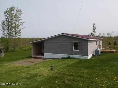 848 Brand Rd, Sprakers, NY 12166 photo 3