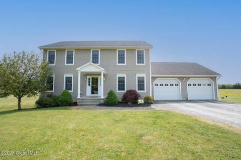 1550 Carney Rd, Schodack, NY 12033