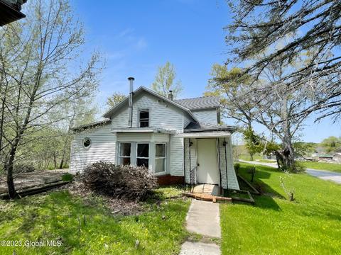180 W Lykers Rd, Canajoharie, NY 13317