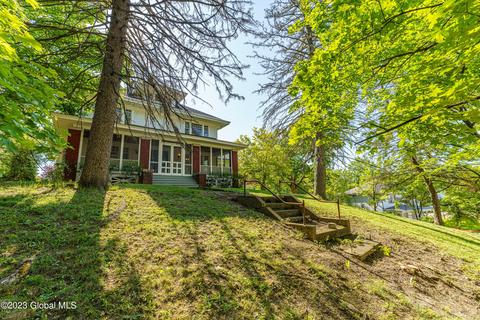 1 Vine St, Cohoes, NY 12047