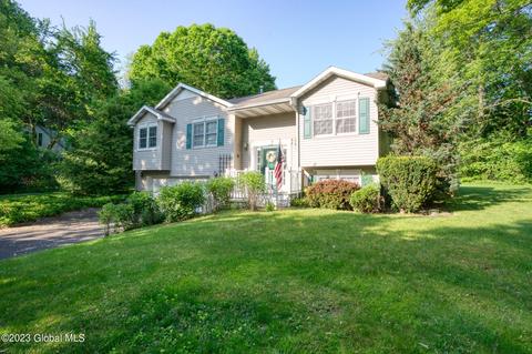 161 Shaker Rd, Albany, NY 12211