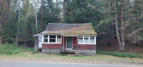 363 Horse Hill Rd, Hadley, NY 12835